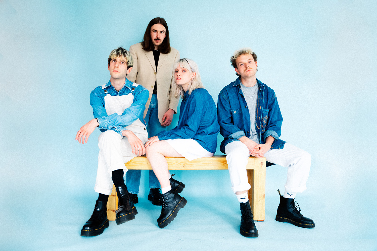 Swim School have announced their debut EP with new single, 'Anyway'