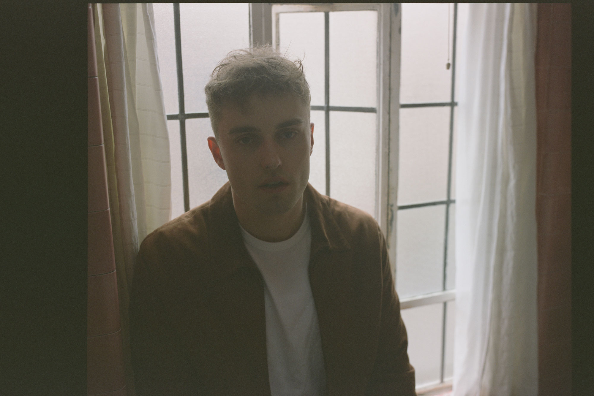 Sam Fender is back with a brand new track, and news of his second album 'Seventeen Going Under'
